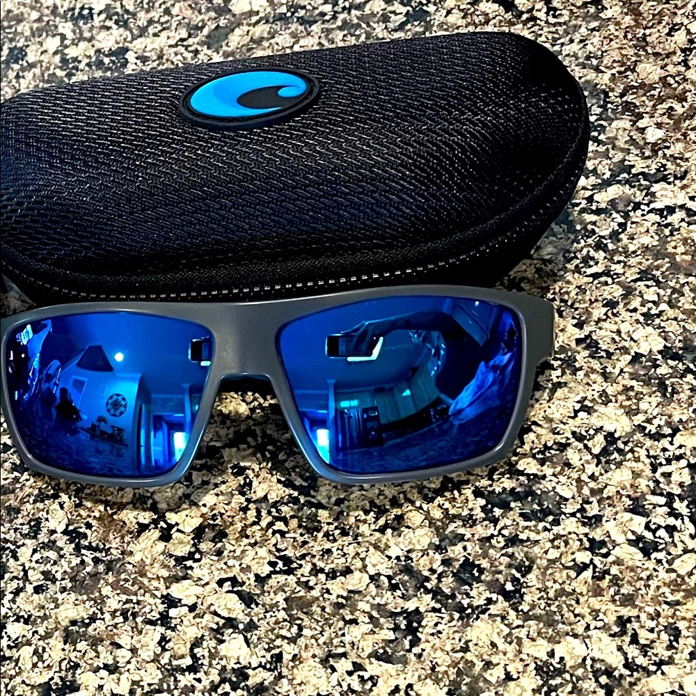 Men’s Costa Del Mar Bloke 580G sunglasses